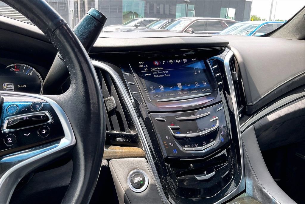 Used 2019 Cadillac Escalade ESV Platinum AWD/4WD image 9