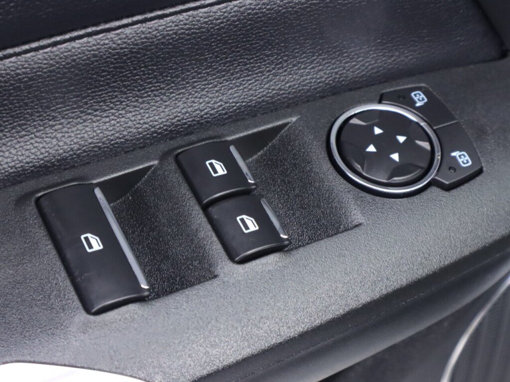Used 2020 Ford Mustang Premium RWD image 29