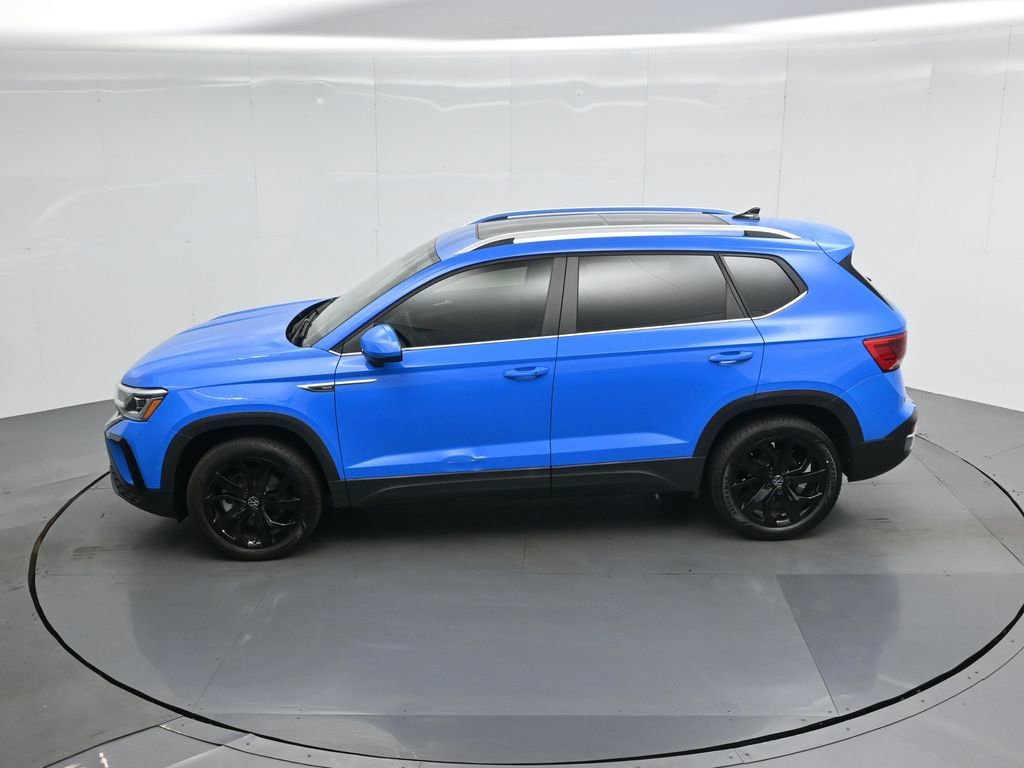 Used 2022 Volkswagen Taos SEL w/ Panoramic Sunroof Package image 44