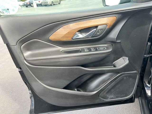 Used 2020 GMC Terrain SLE w/ Driver Convenience Package image 17