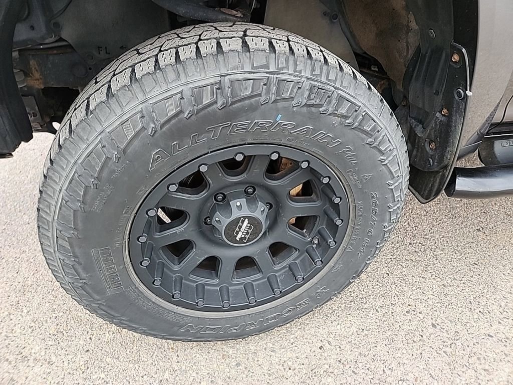 Used 2014 Toyota 4Runner SR5 AWD/4WD image 41