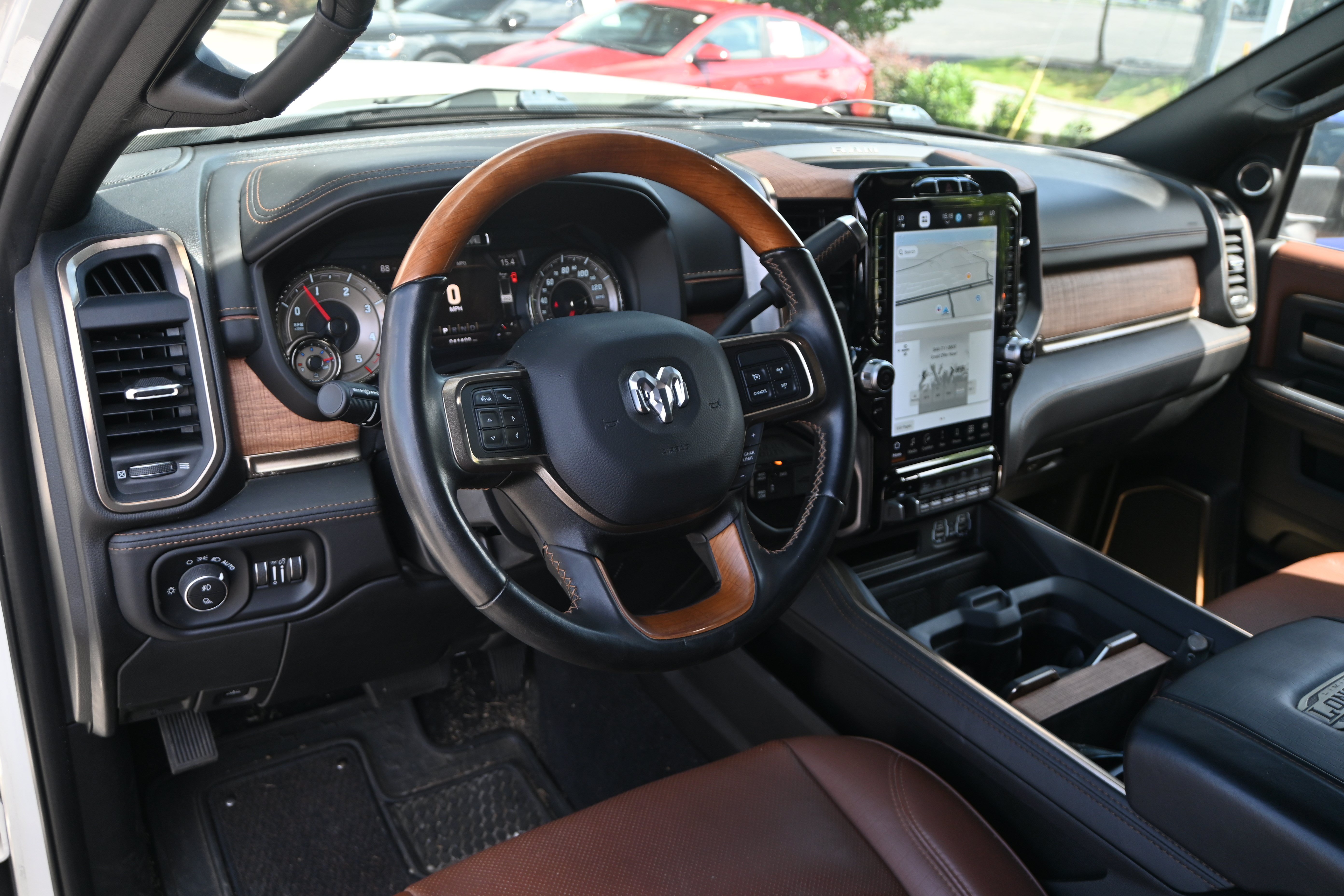 Used 2022 RAM 3500 Limited AWD/4WD image 11