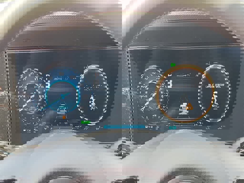 New 2025 Hyundai Elantra SEL image 28