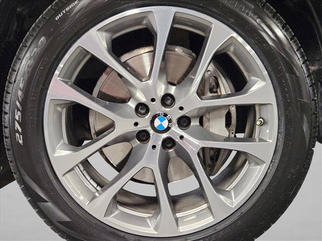 Certified 2024 BMW X5 xDrive40i w/ Parking Assistance Package AWD/4WD image 24