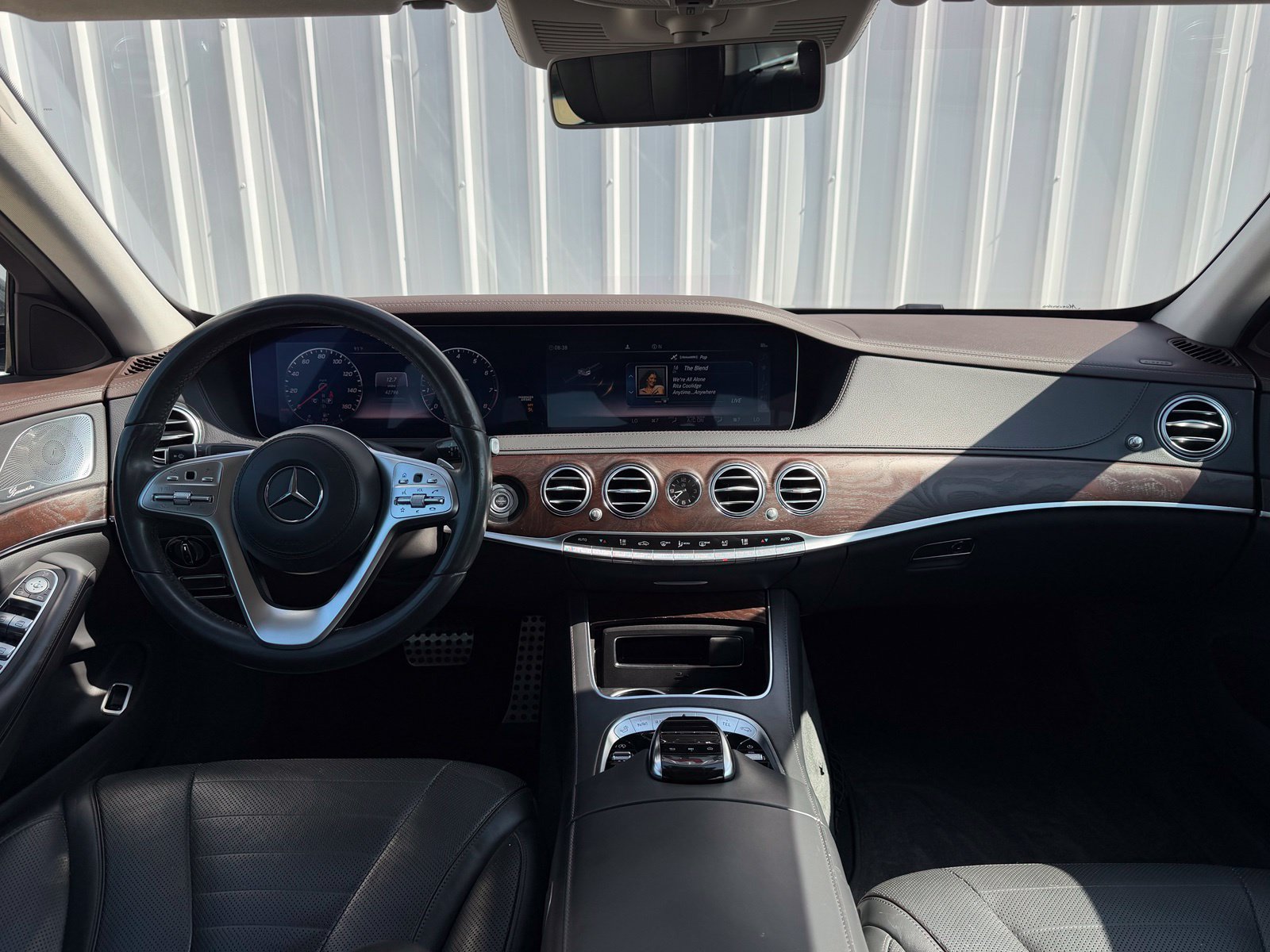 Used 2019 Mercedes-Benz S 560 Sedan image 12