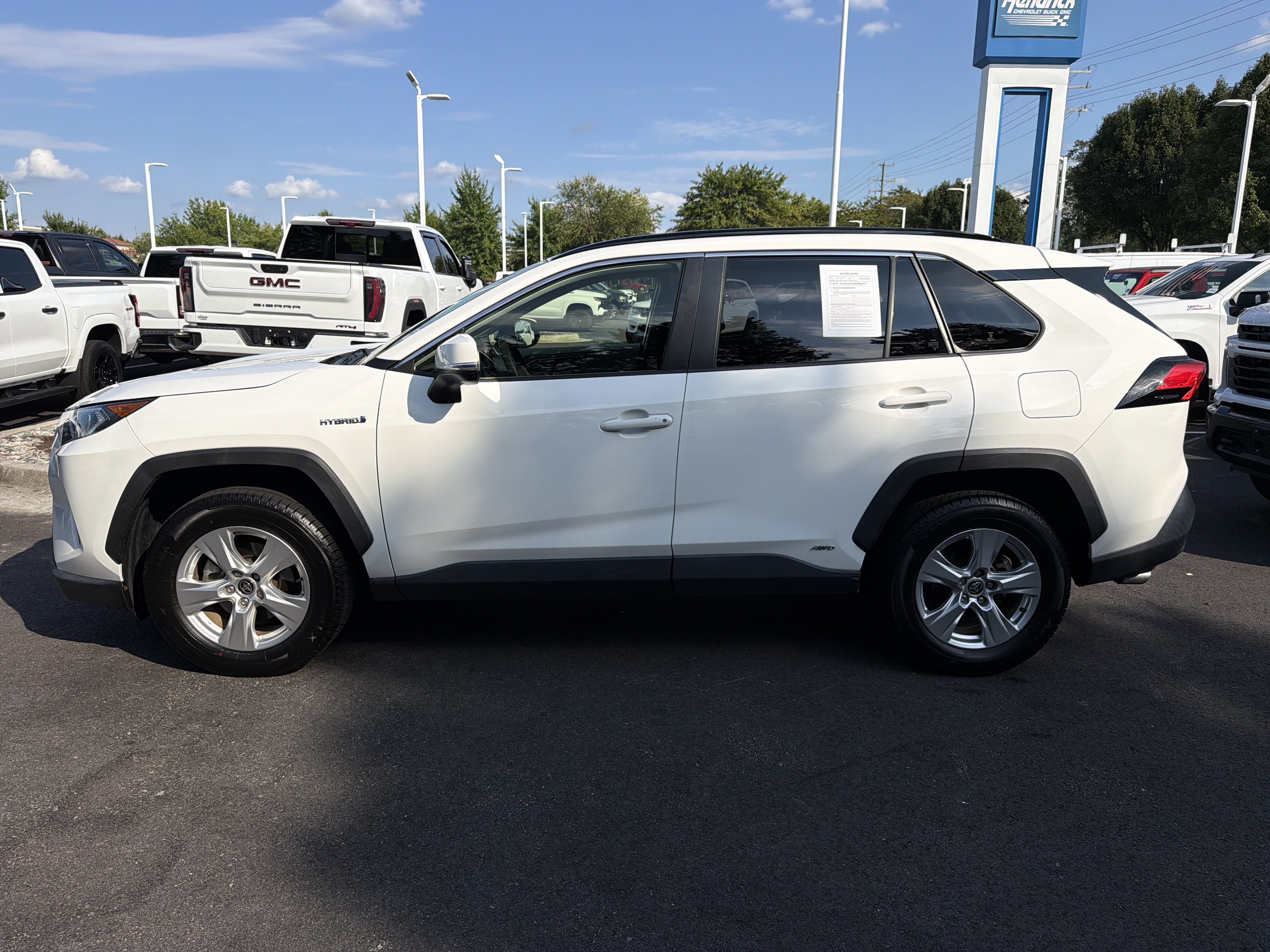 Used 2020 Toyota RAV4 XLE w/ Convenience Package AWD/4WD image 7