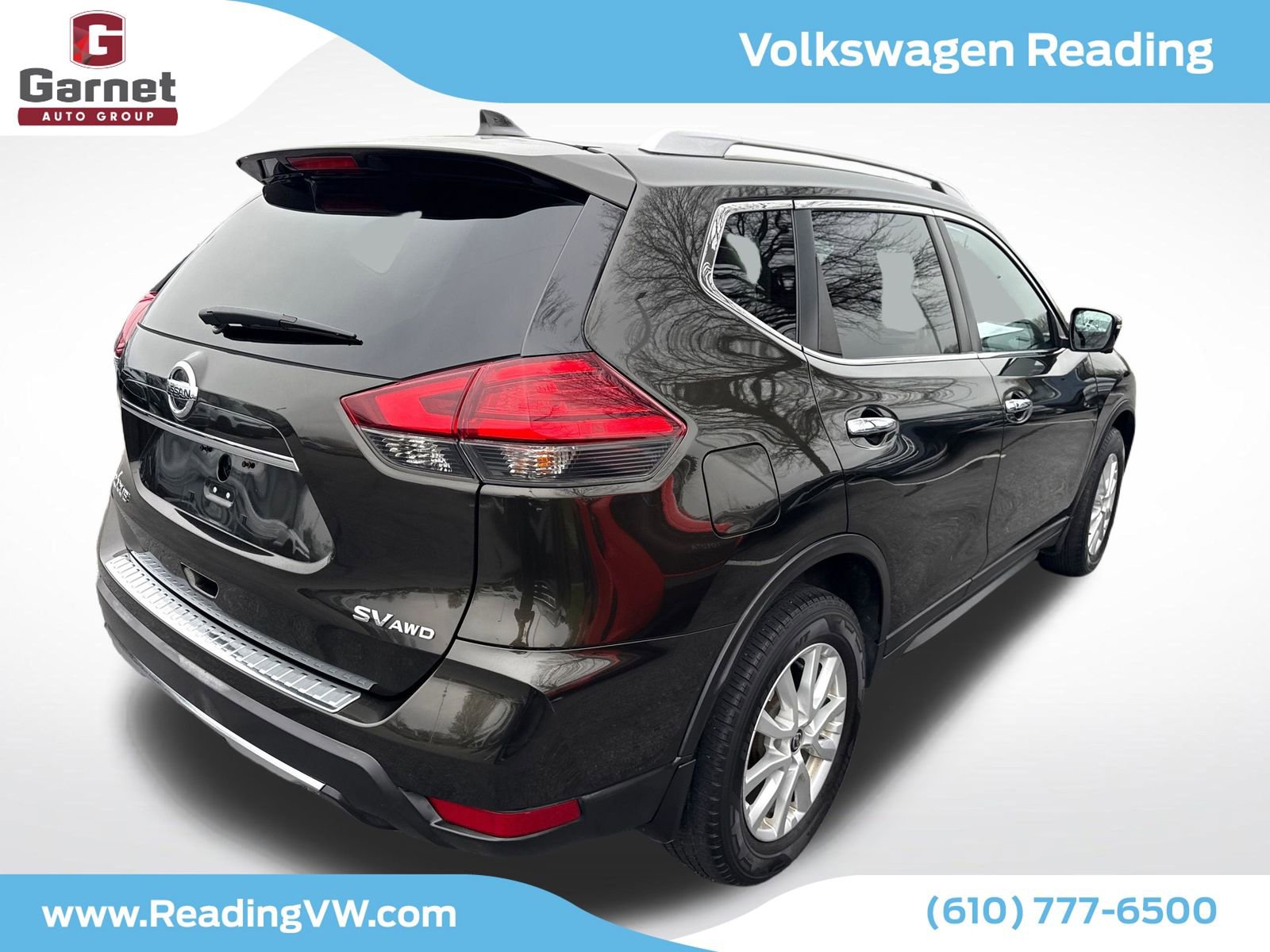 Used 2017 Nissan Rogue SV w/ SV Premium Package image 5