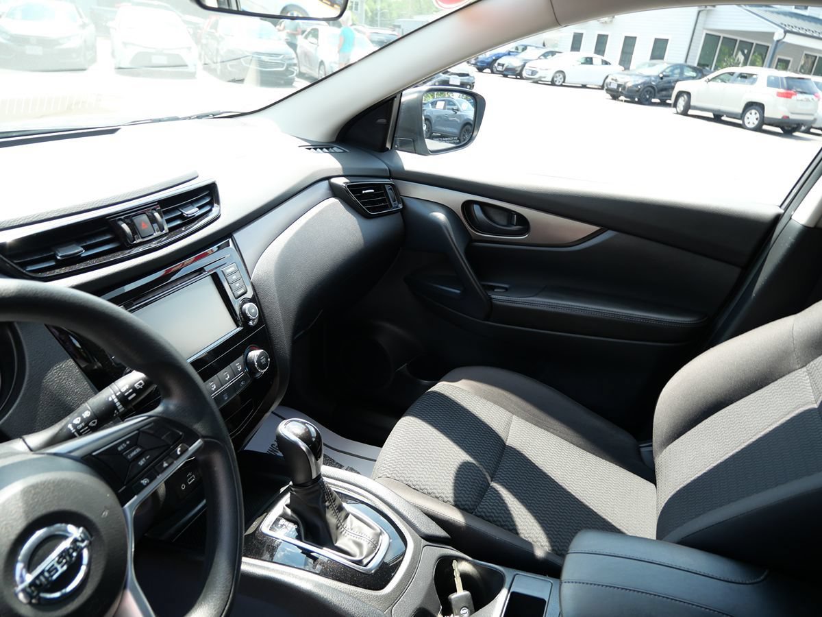 Used 2022 Nissan Rogue Sport S AWD/4WD image 13