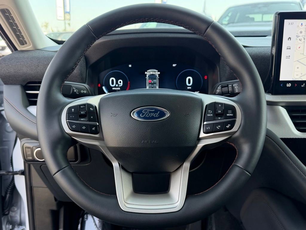 Used 2026 Ford Explorer Active RWD image 20