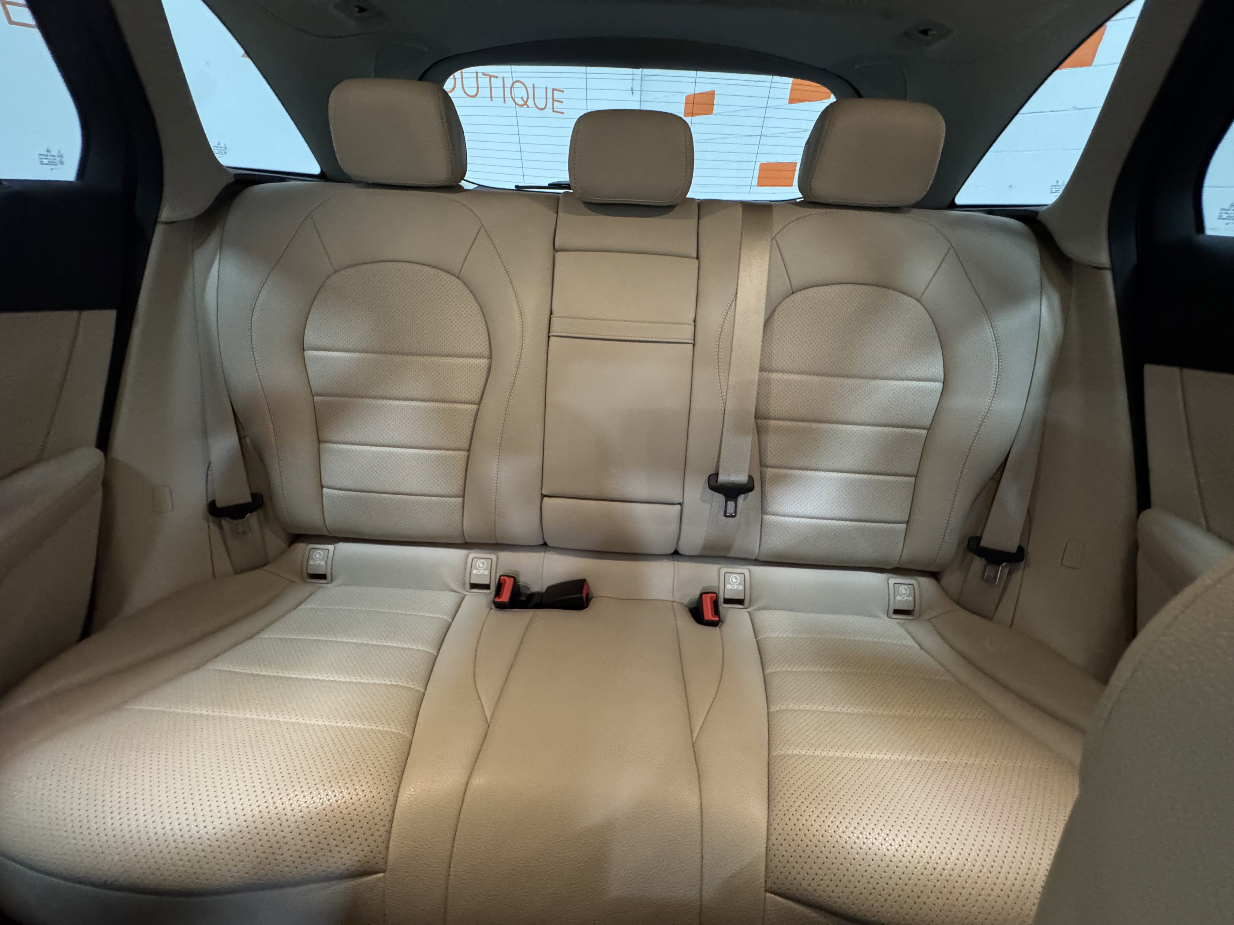 Used 2020 Mercedes-Benz GLC 300 4MATIC image 31