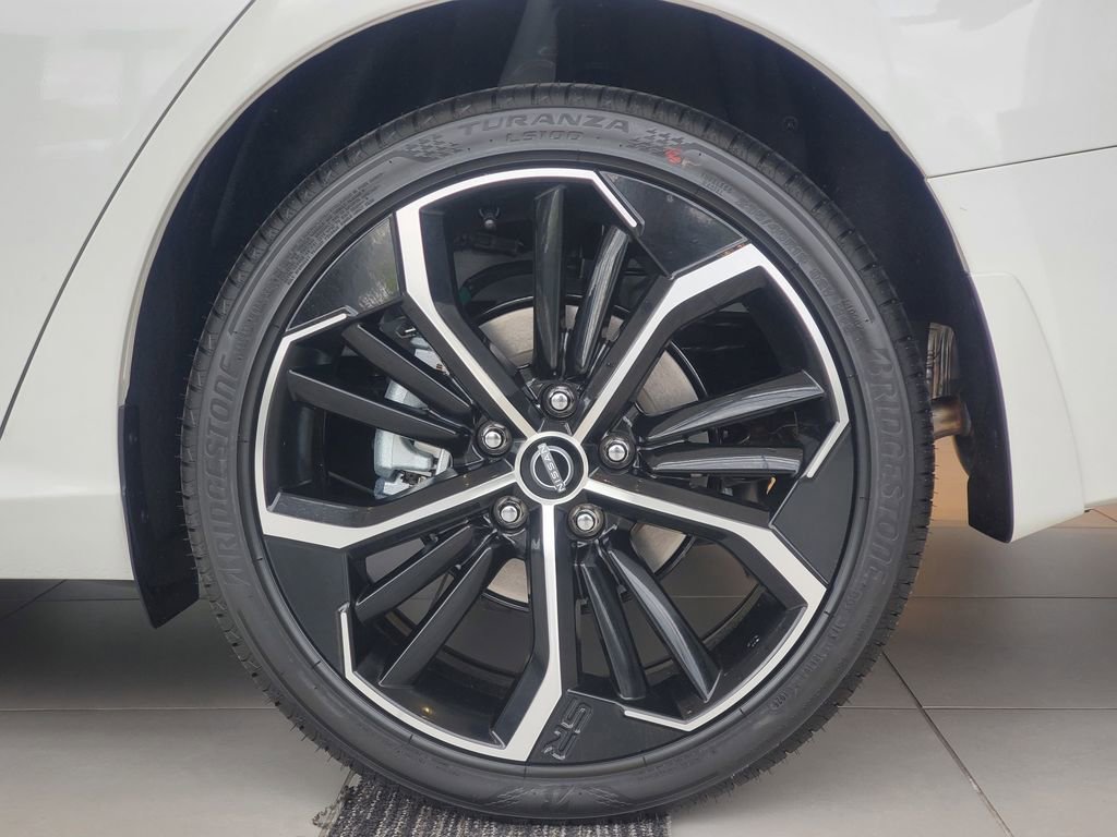 New 2026 Nissan Altima 2.5 SR AWD/4WD image 5