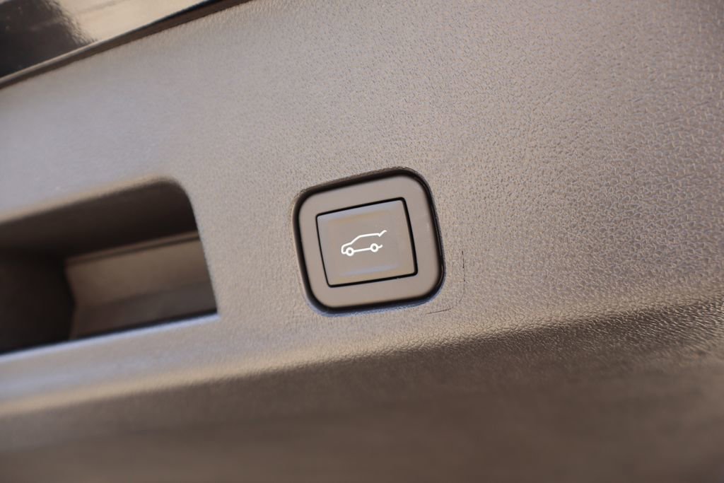 New 2026 Chevrolet Traverse LT AWD/4WD image 39