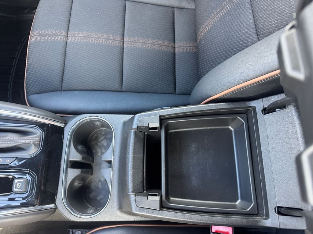 Used 2024 GMC Canyon AT4 w/ Canyon Safety Plus Package AWD/4WD image 29