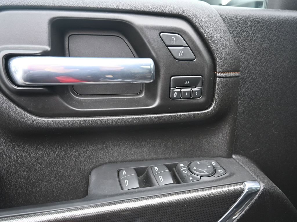 Used 2021 GMC Sierra 2500 AT4 image 29