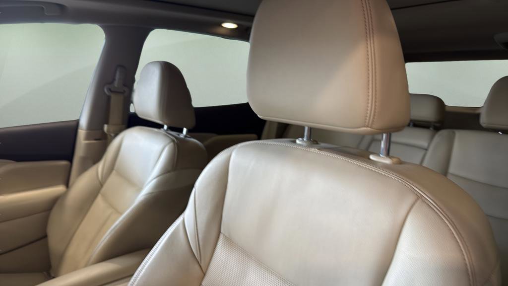 Used 2018 Nissan Murano Platinum w/ Cargo Package image 12
