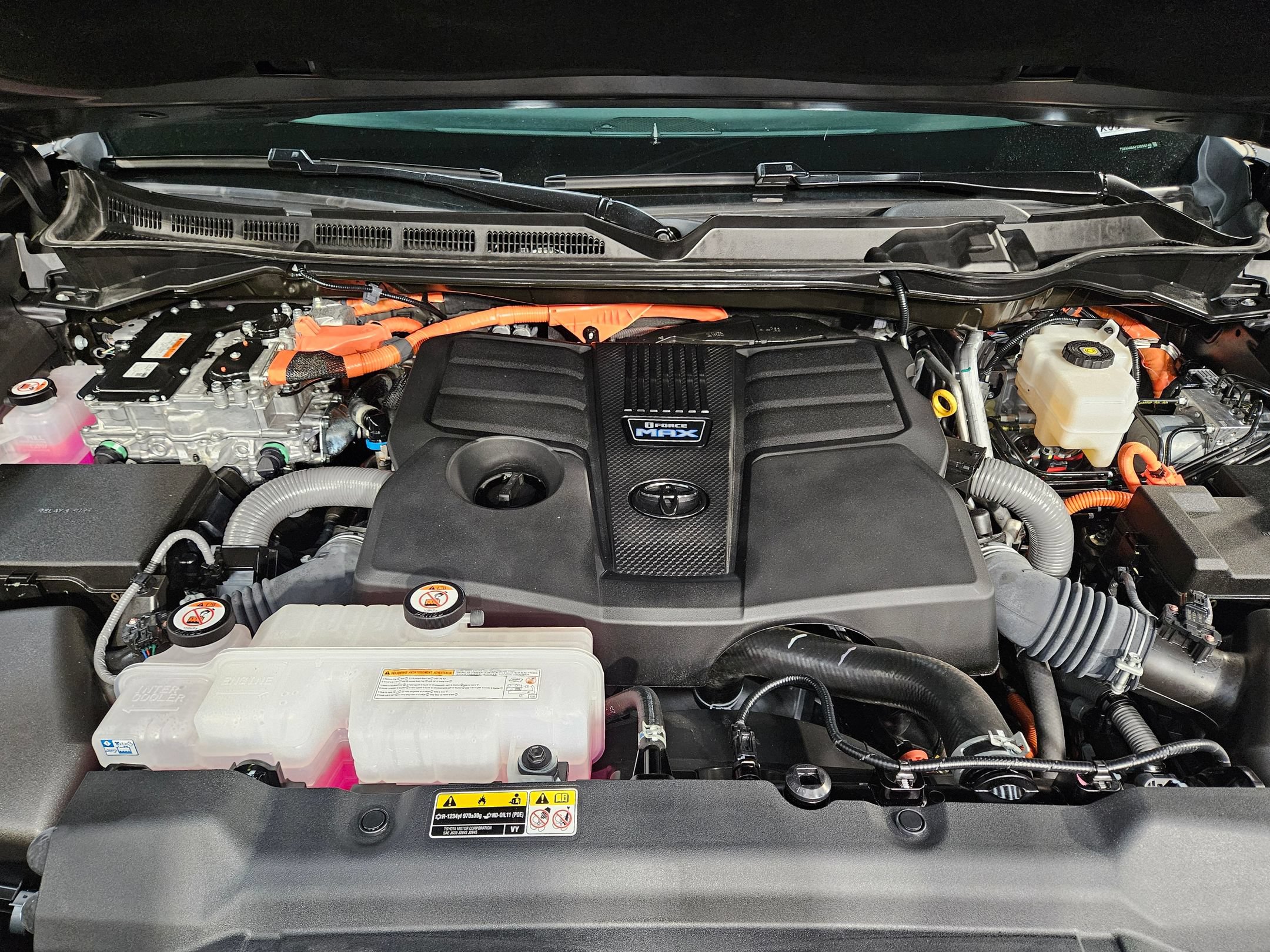 Certified 2025 Toyota Sequoia SR5 AWD/4WD image 19