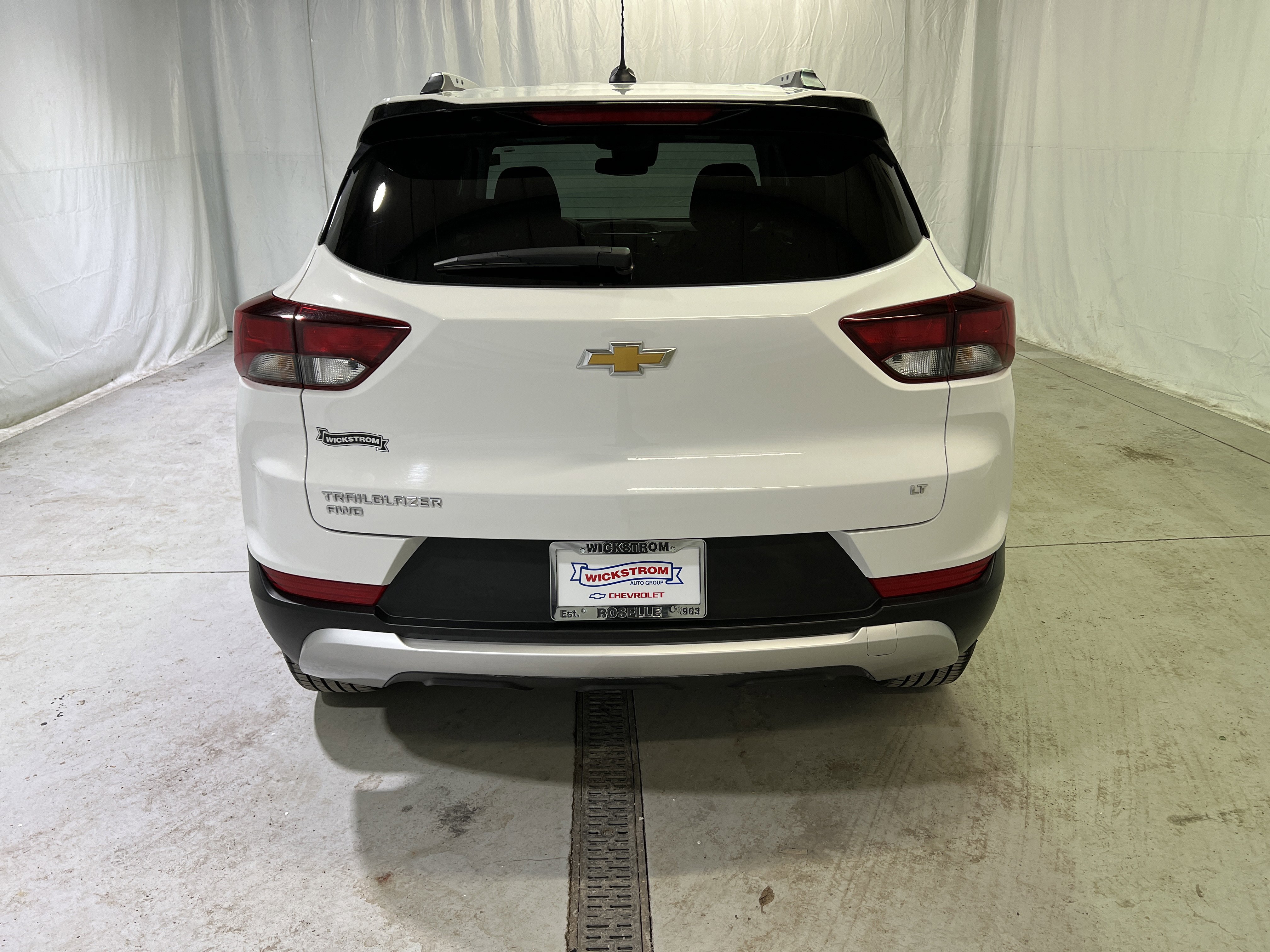 Used 2023 Chevrolet TrailBlazer LT w/ Convenience Package image 9