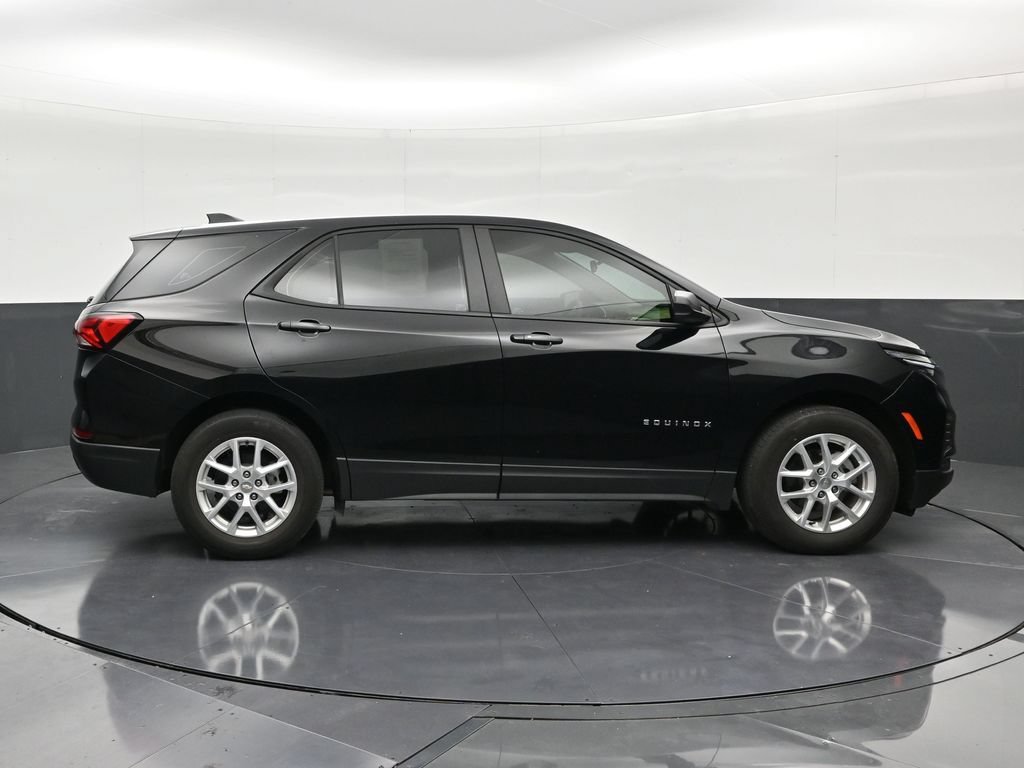 Certified 2024 Chevrolet Equinox LS FWD image 6