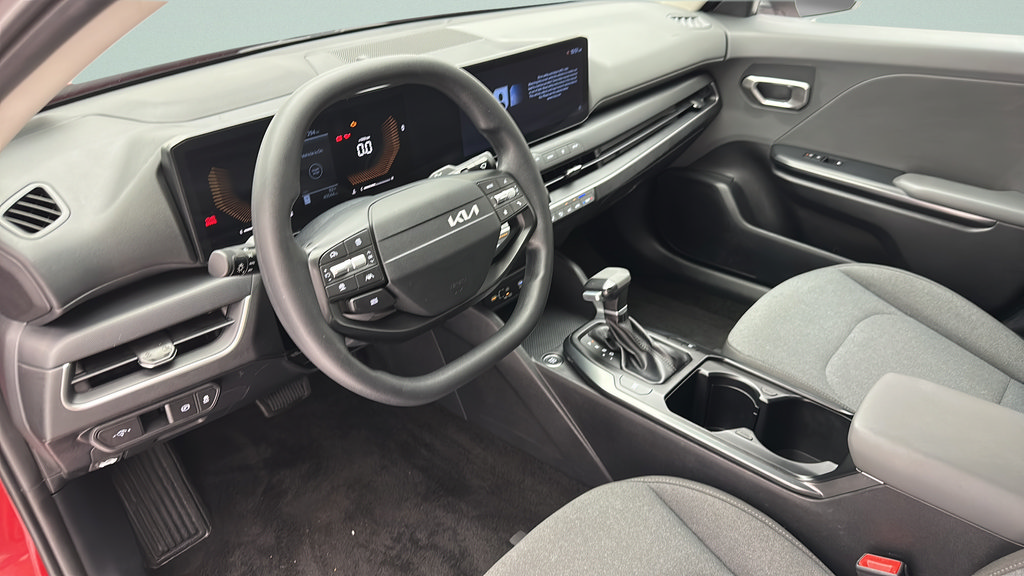 Used 2025 Kia K4 FWD image 12
