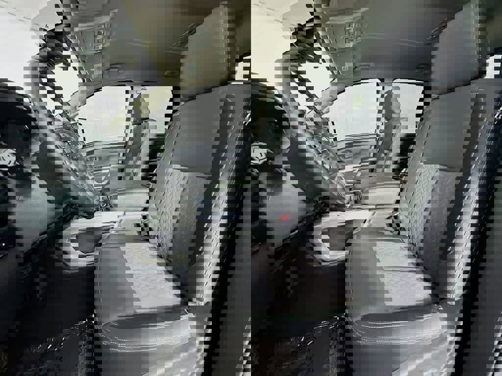 Used 2024 Nissan Titan SV w/ SV Convenience Package image 12