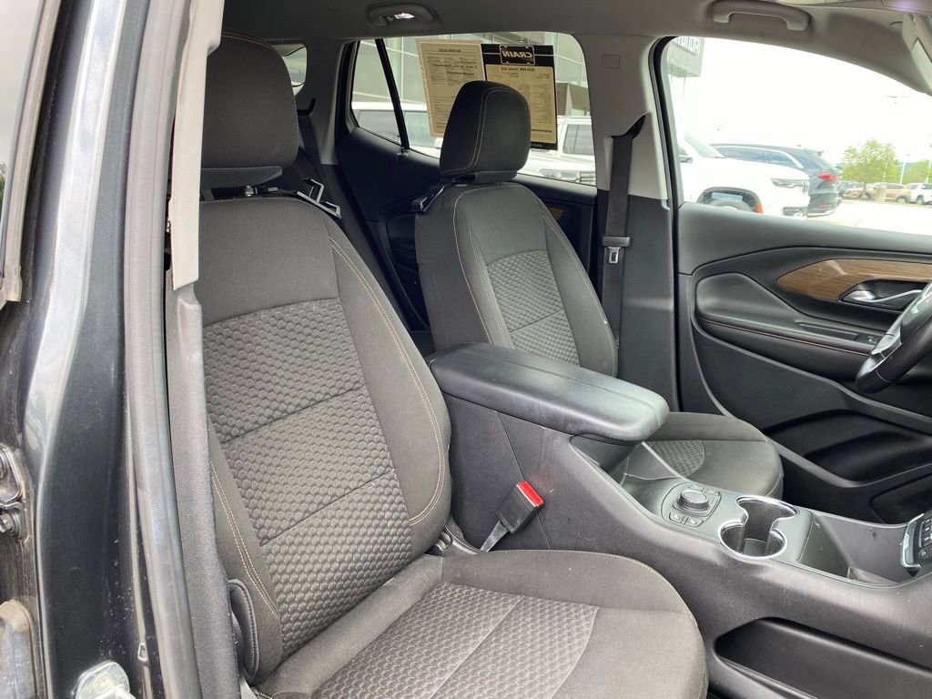 Used 2019 GMC Terrain SLE w/ Driver Convenience Package AWD/4WD image 28