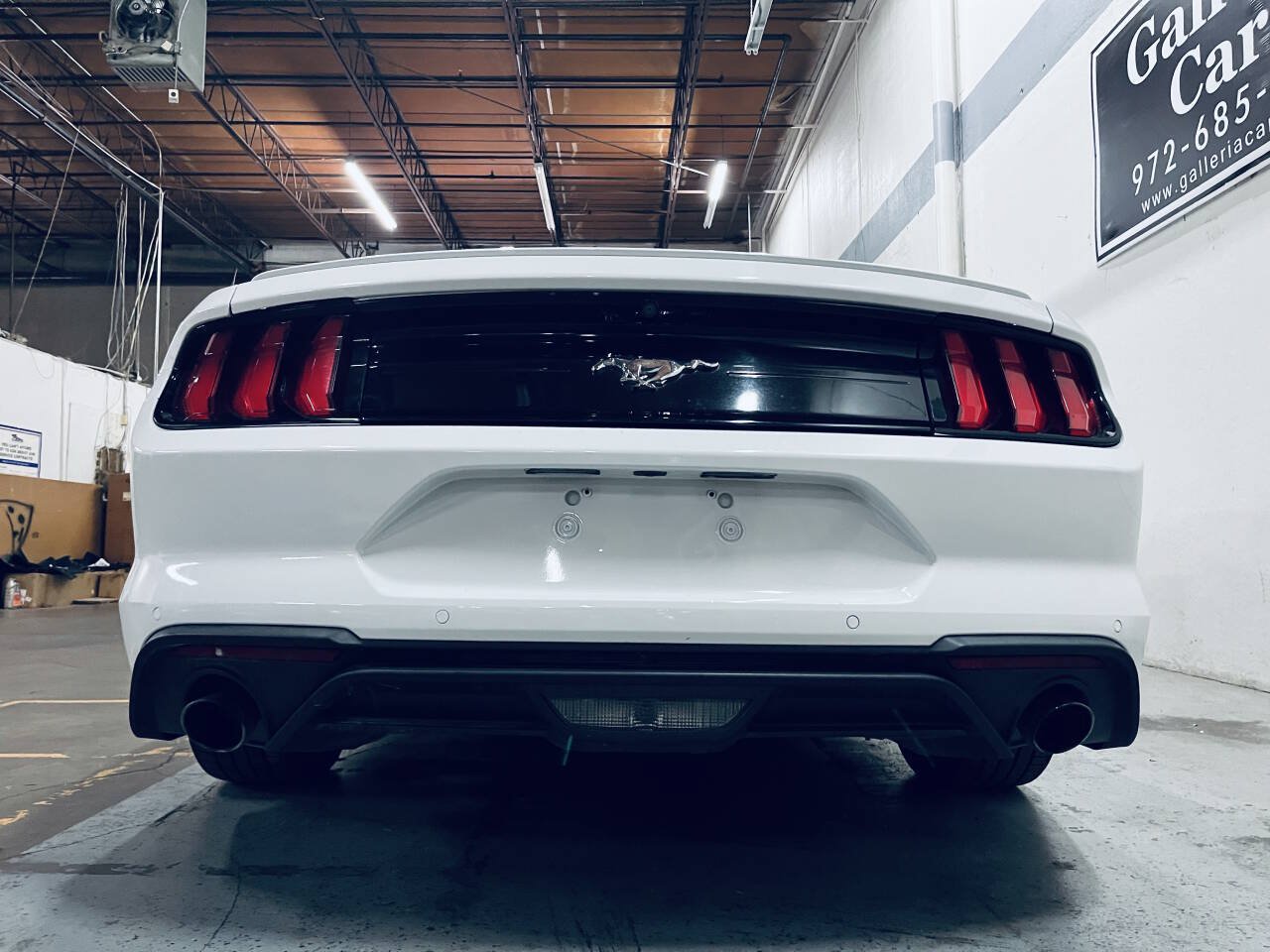 Used 2021 Ford Mustang Premium RWD image 7