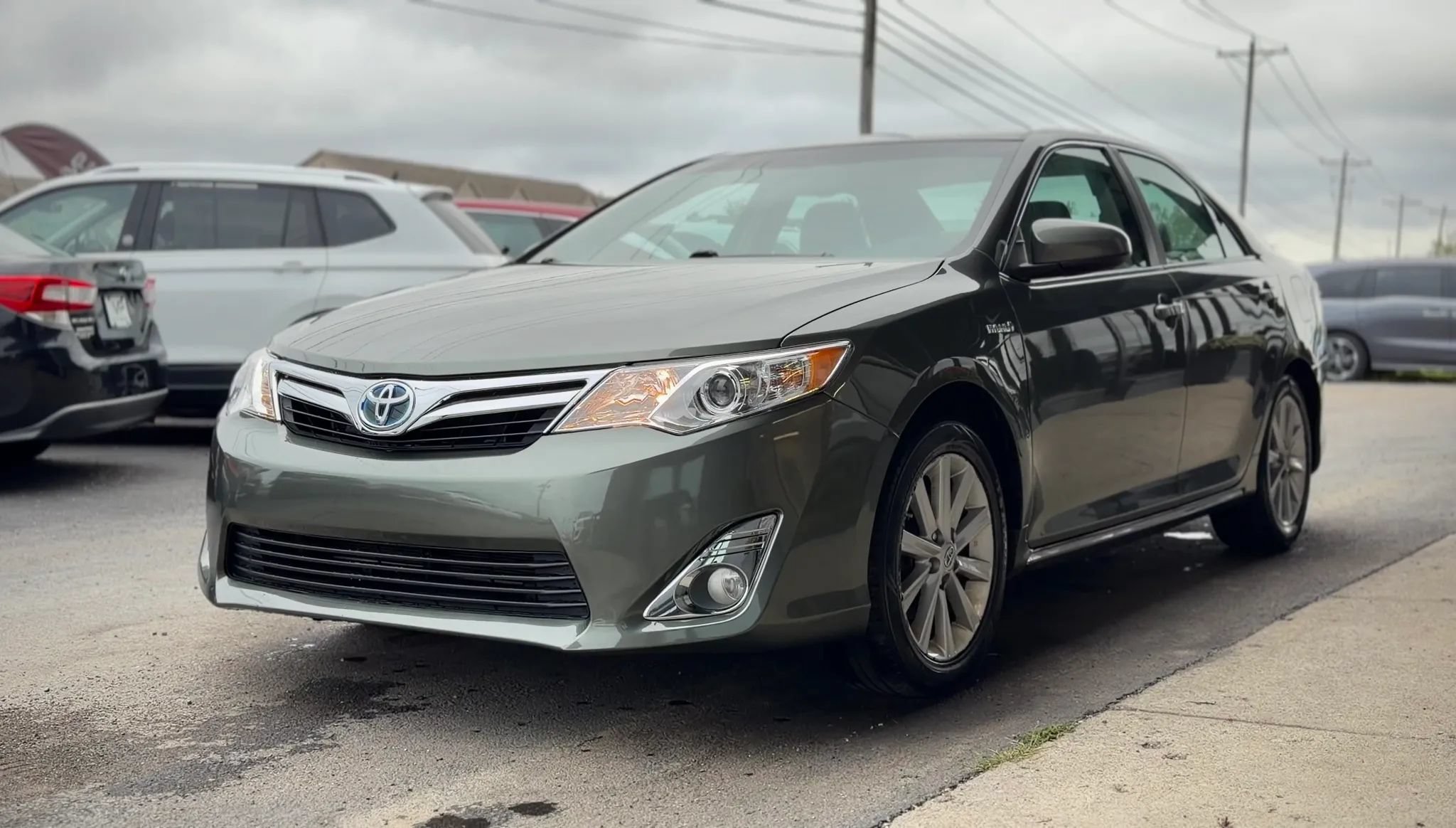 Used 2012 Toyota Camry XLE w/ Leather Pkg FWD image 5