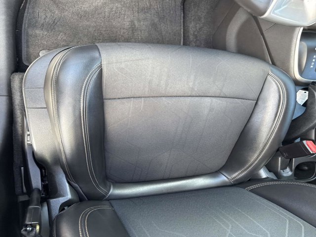 Used 2019 Chevrolet Trax LT w/ LT Convenience Package image 12