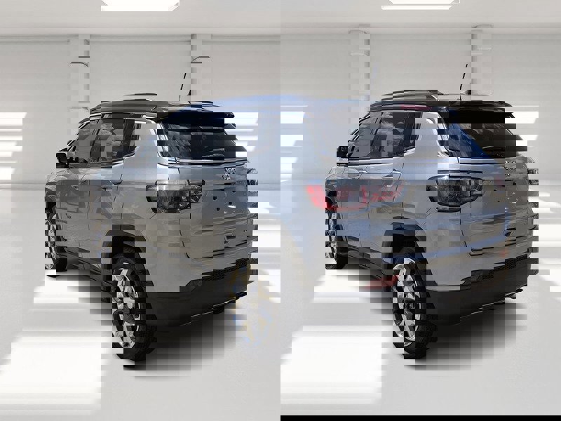 Used 2019 Jeep Compass Limited image 3