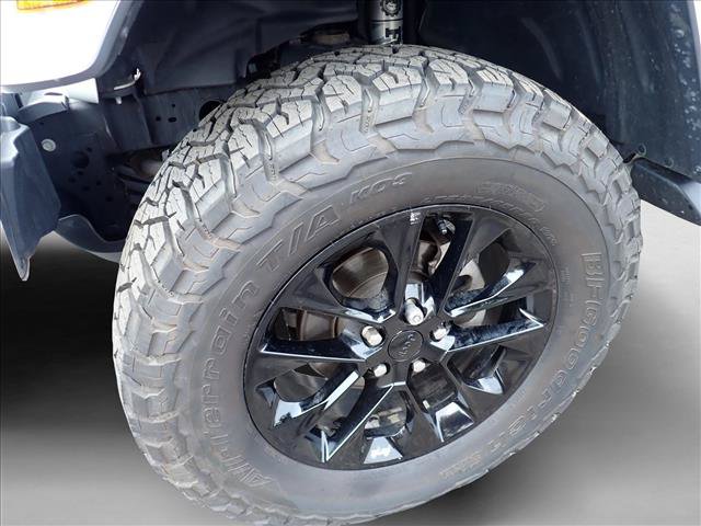 Used 2021 Jeep Gladiator Overland AWD/4WD image 7