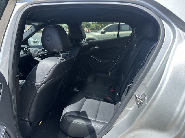 Used 2018 Mercedes-Benz GLA 250 4MATIC image 13