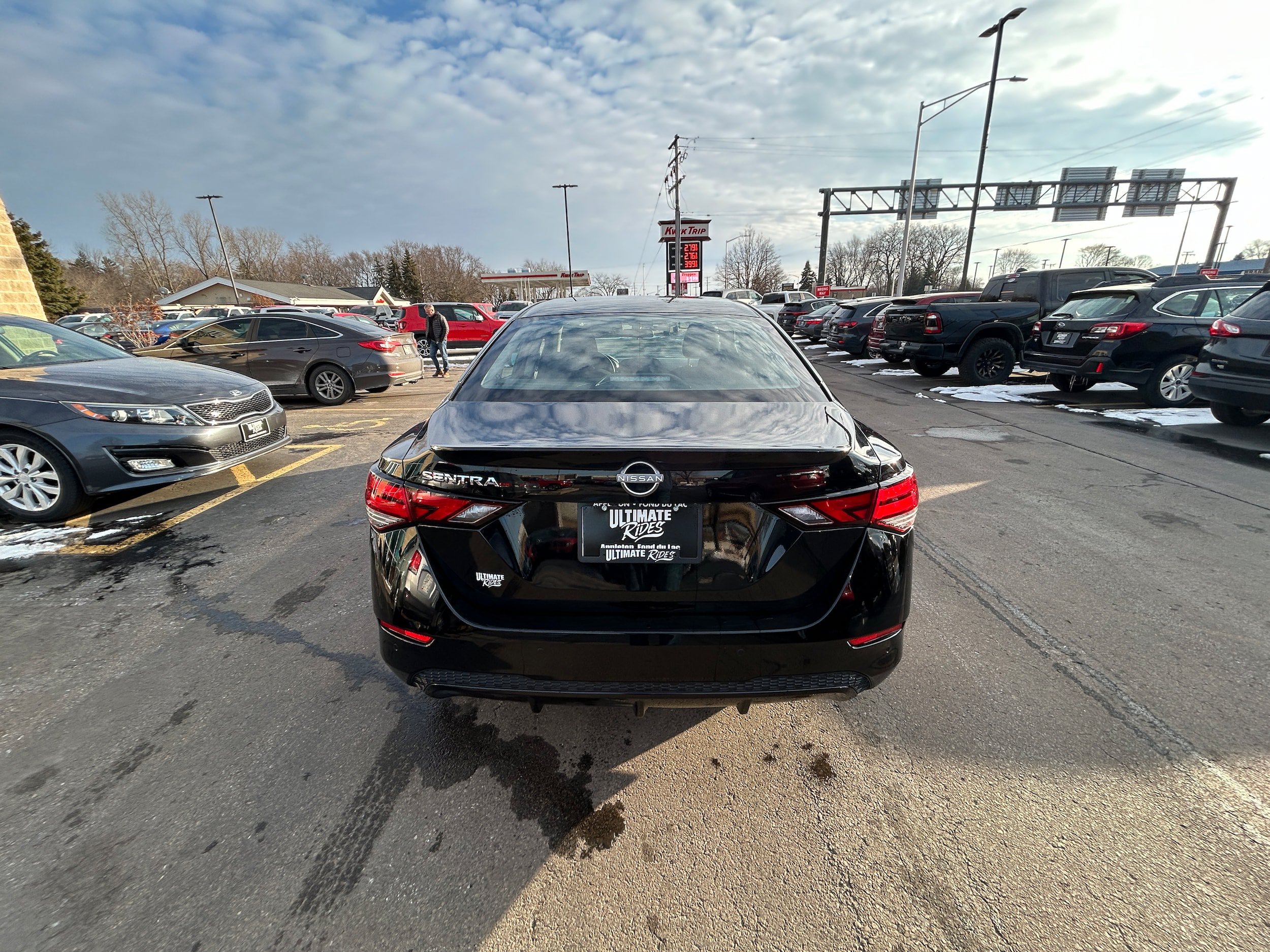 Used 2025 Nissan Sentra S FWD image 5