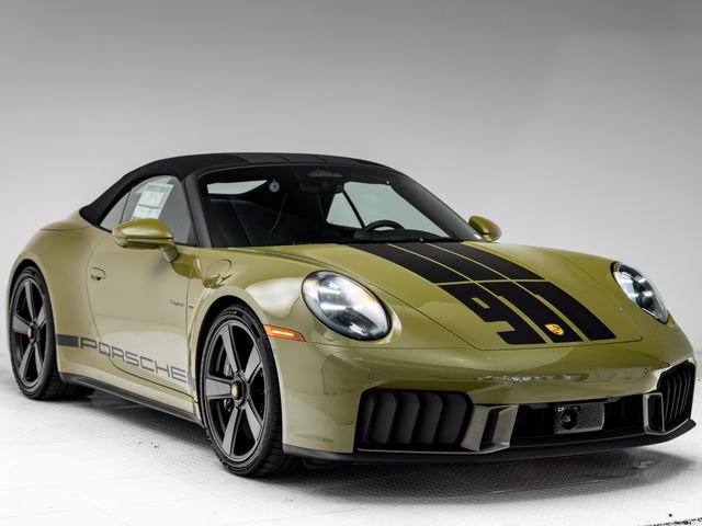 New 2026 Porsche 911 GTS RWD image 5