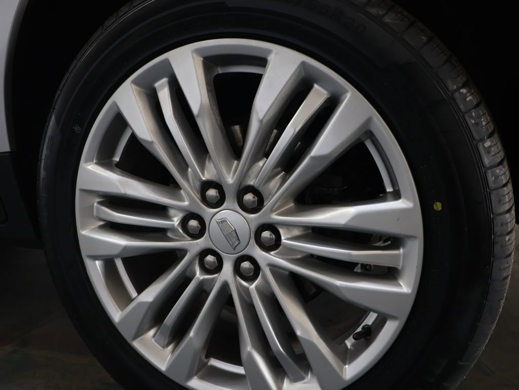 Used 2019 Cadillac XT5 Premium Luxury image 32