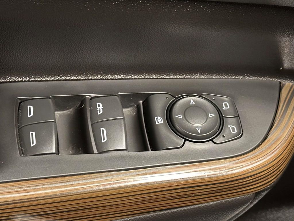 Used 2023 GMC Acadia SLE w/ Driver Convenience Package AWD/4WD image 11
