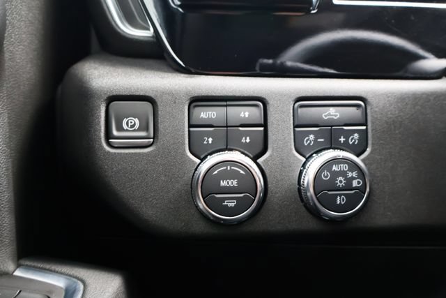 Used 2025 GMC Sierra 1500 Elevation w/ Preferred Package AWD/4WD image 16