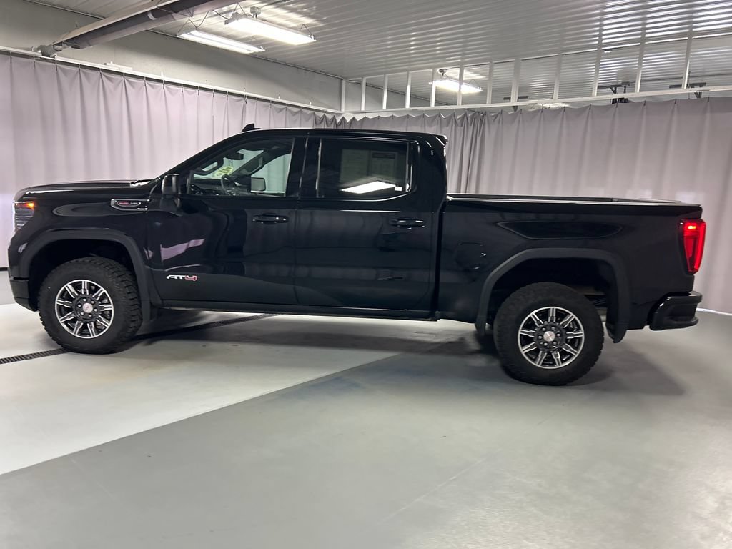 Used 2025 GMC Sierra 1500 AT4 AWD/4WD image 4