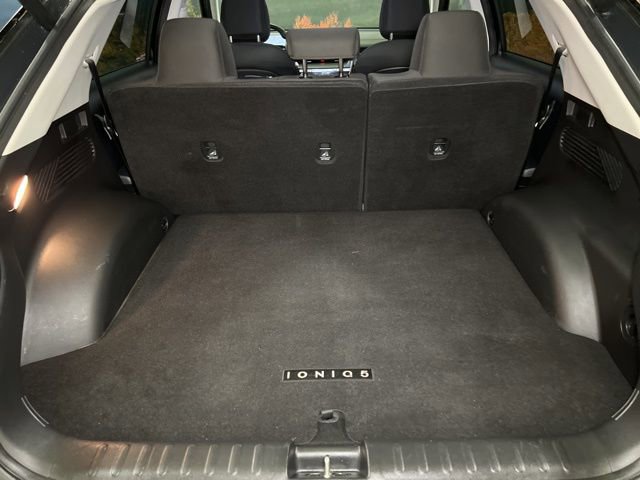 Used 2024 Hyundai Ioniq 5 SEL RWD image 57