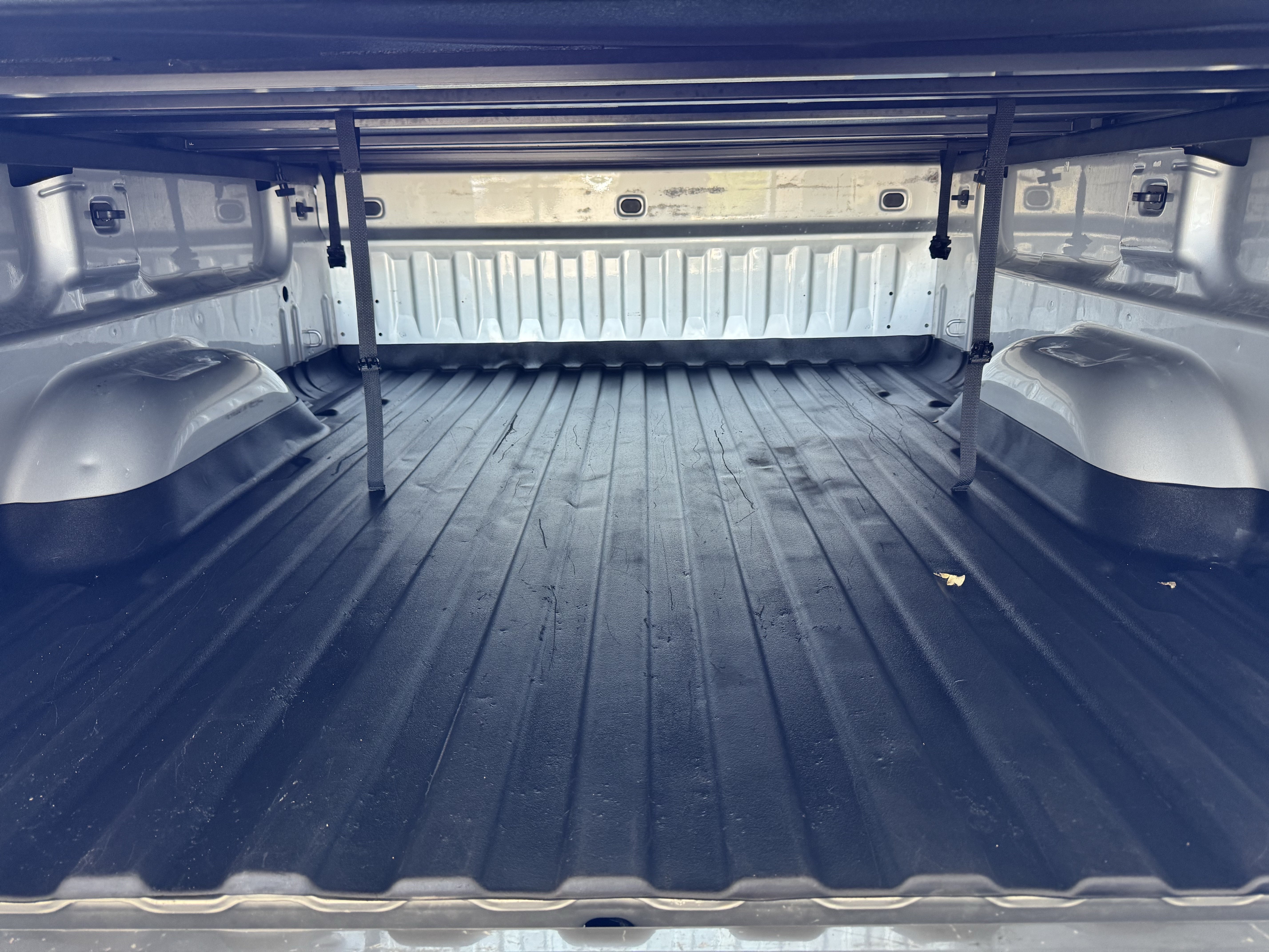 Used 2019 Chevrolet Silverado 1500 LT AWD/4WD image 18