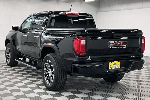 Used 2024 GMC Canyon Denali AWD/4WD image 3