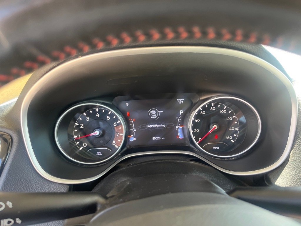 Used 2019 Jeep Compass Limited image 12