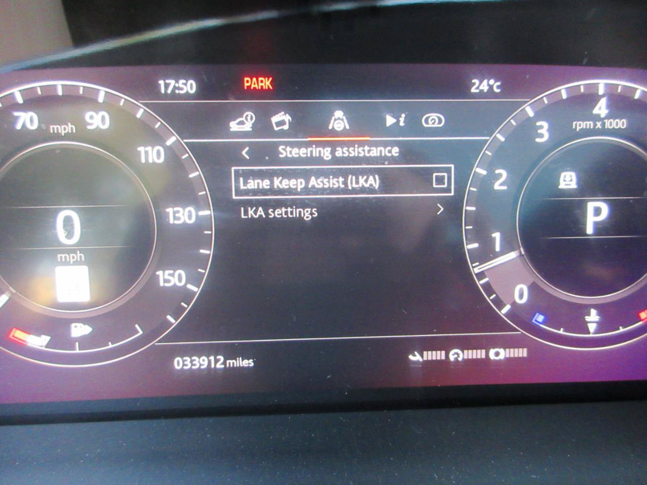 Used 2020 Land Rover Range Rover Sport SE AWD/4WD image 59