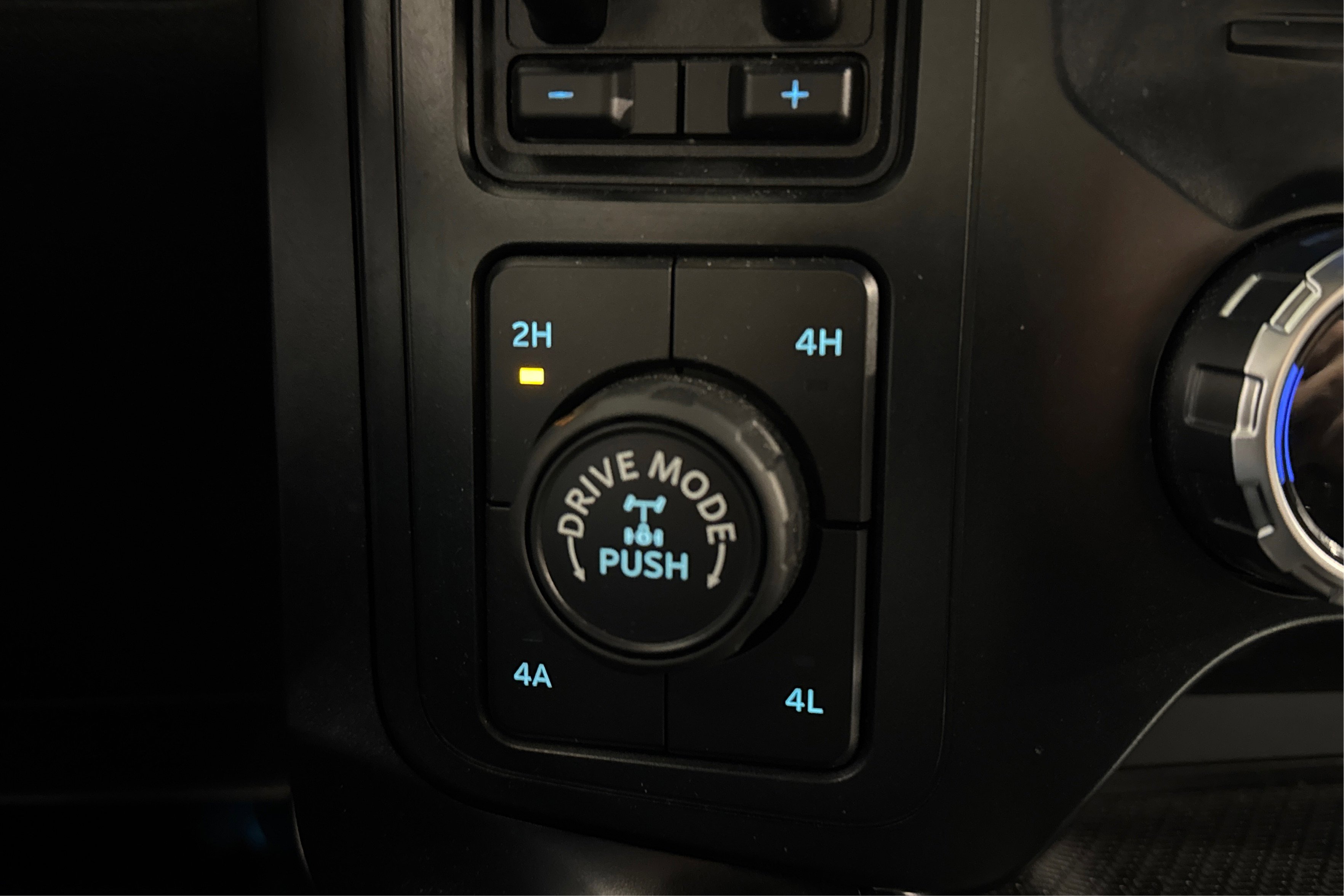 Used 2022 Ford F150 Raptor w/ Equipment Group 801A High image 34