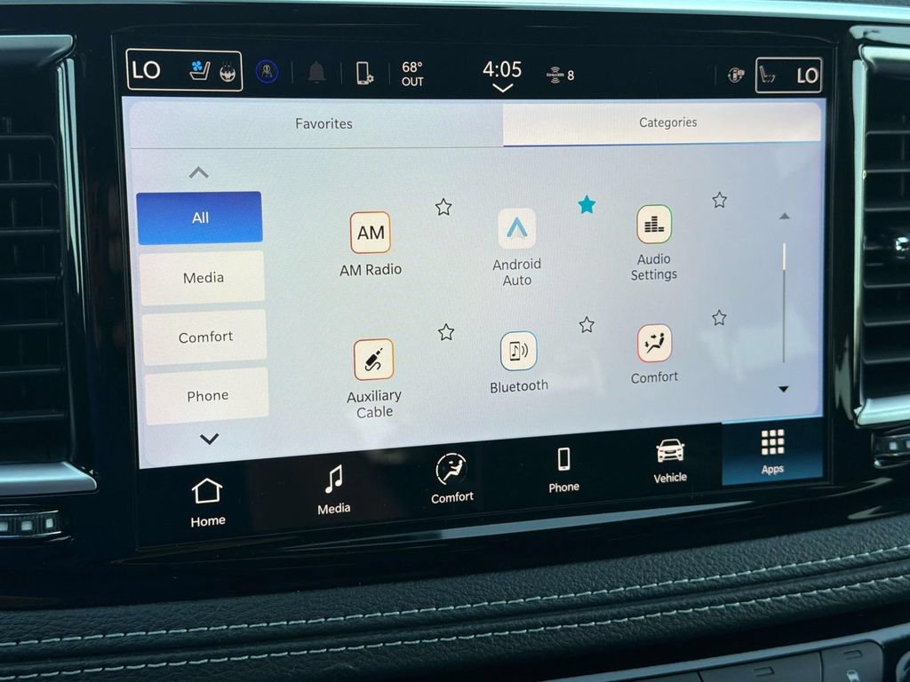 Used 2025 Chrysler Pacifica Premium FWD image 26