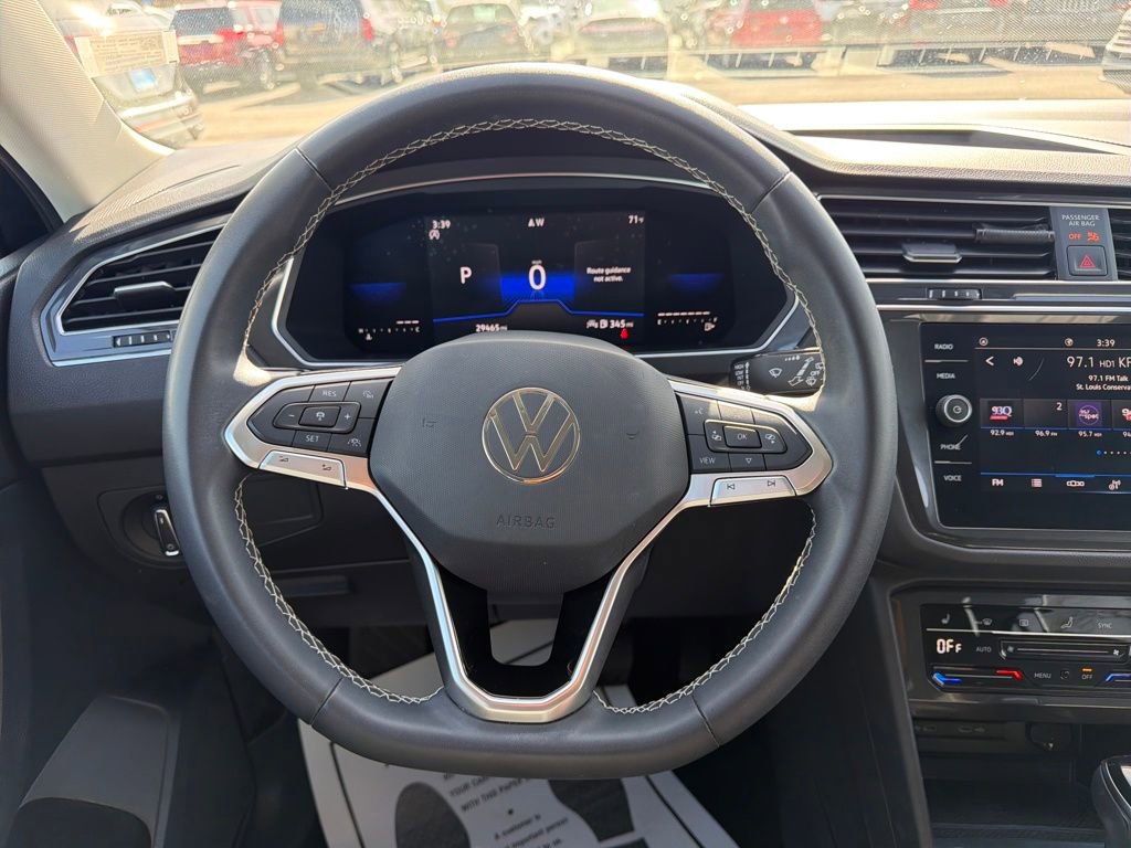 Used 2023 Volkswagen Tiguan SE FWD image 18