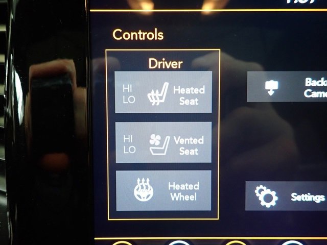 Certified 2020 Jeep Grand Cherokee SRT w/ Trailer Tow Group IV image 24