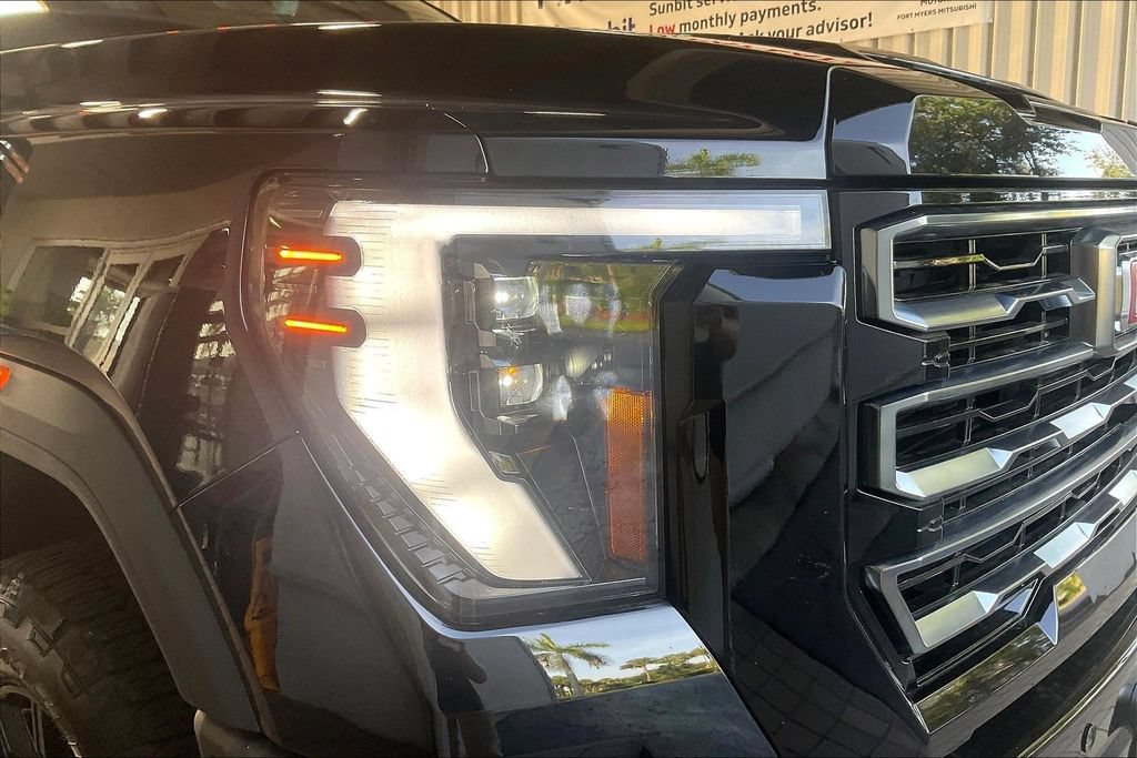 Used 2025 GMC Sierra 2500 AT4 w/ AT4 Premium Plus Package AWD/4WD image 25