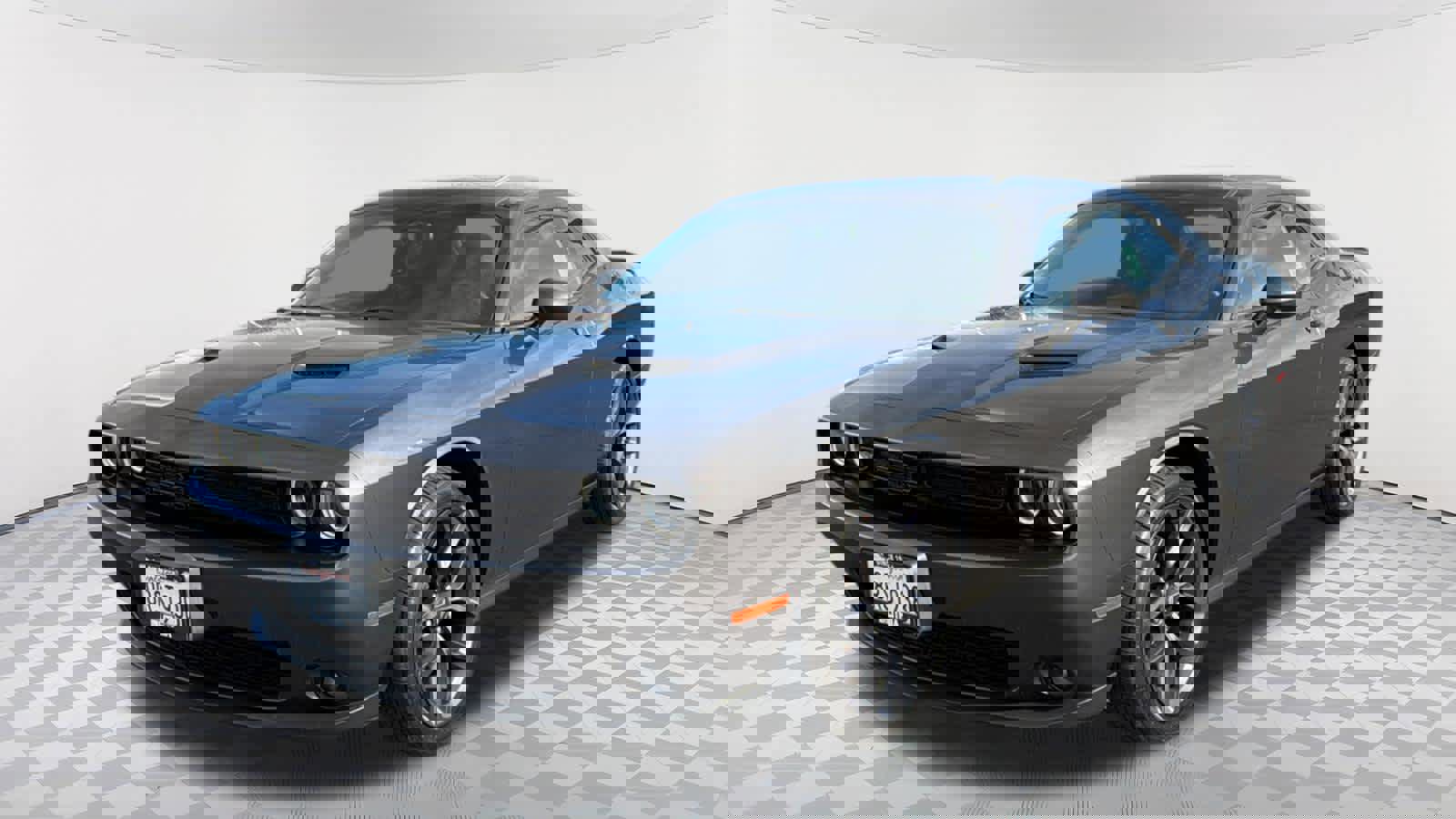 Used 2020 Dodge Challenger SXT w/ Blacktop Package image 1