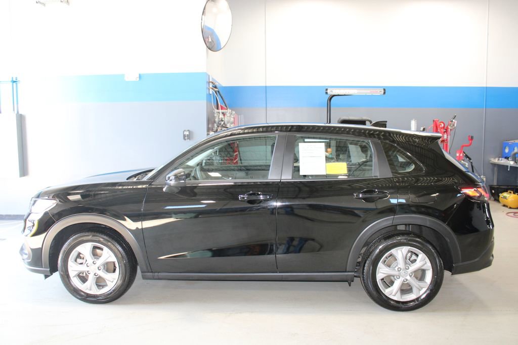 Certified 2025 Honda HR-V LX image 15