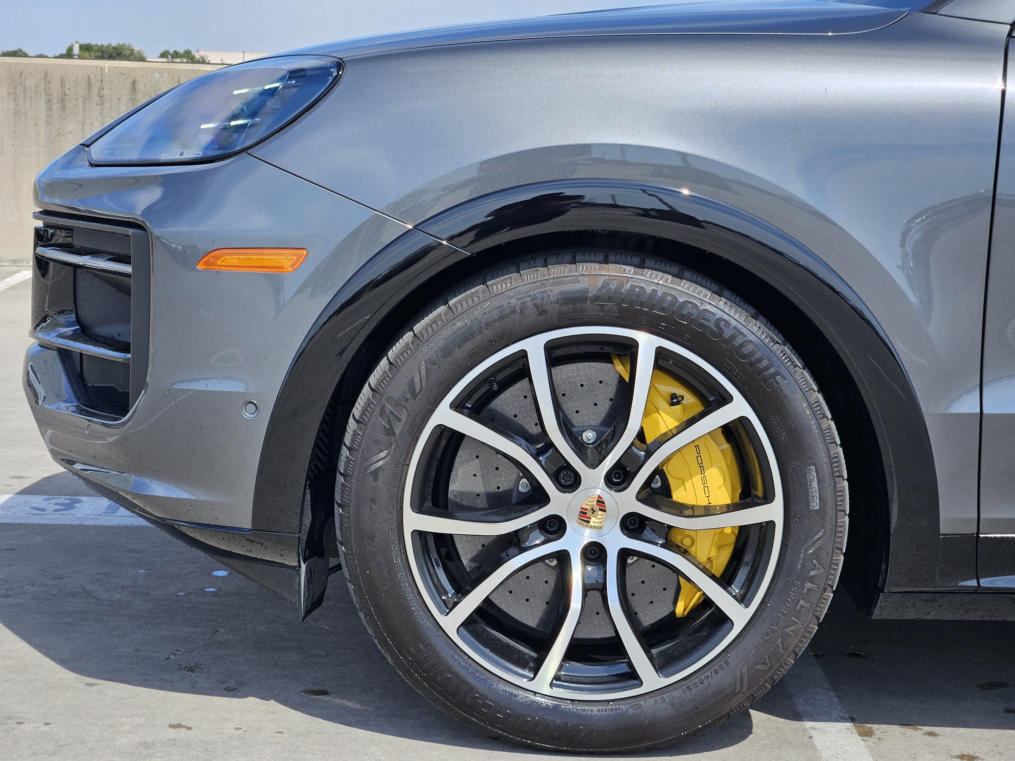 Certified 2025 Porsche Cayenne GTS AWD/4WD image 13